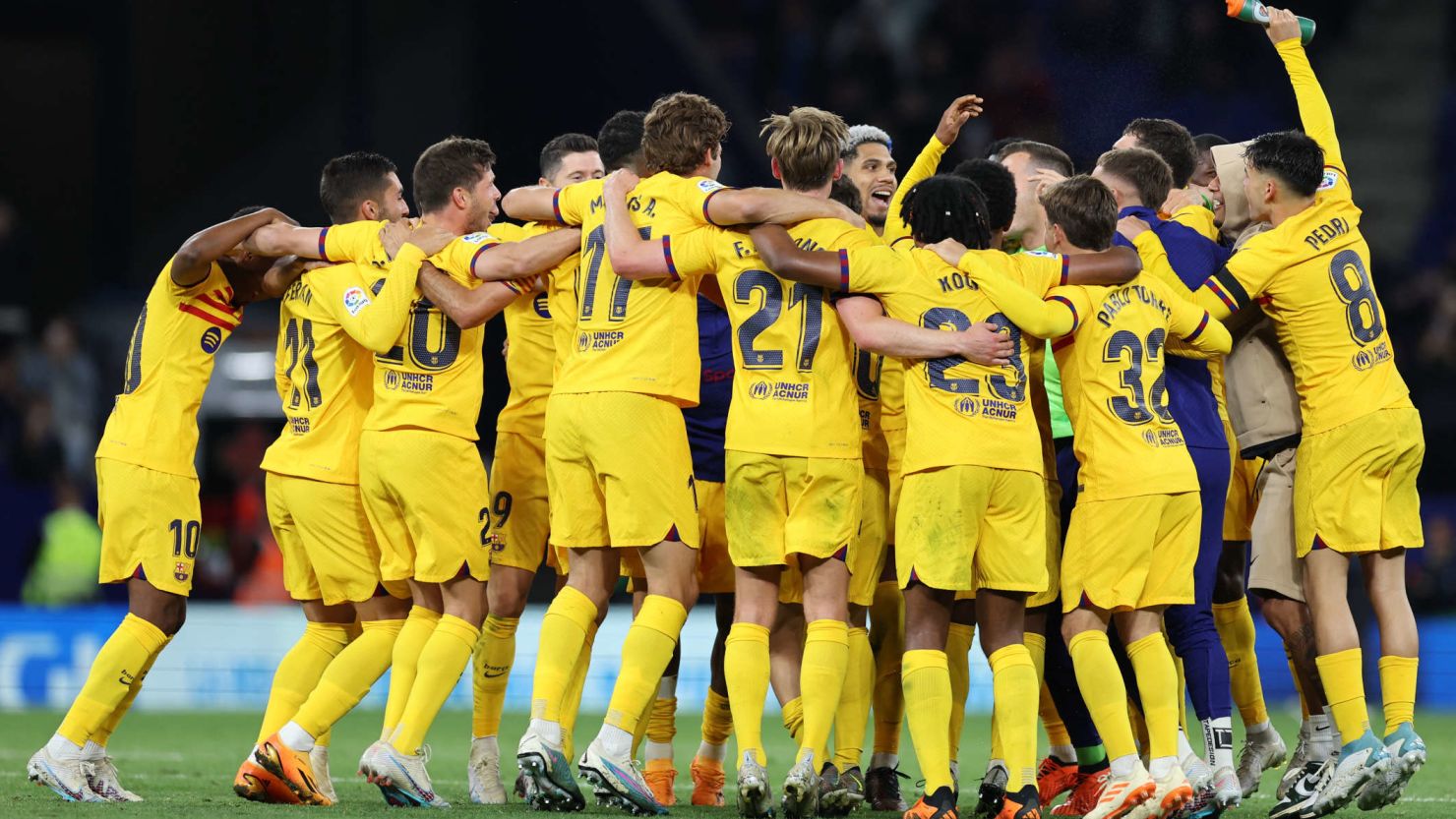 还是对年轻 还是对年轻