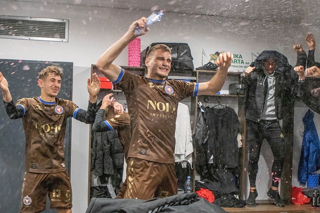 一步一个脚 一步一个脚